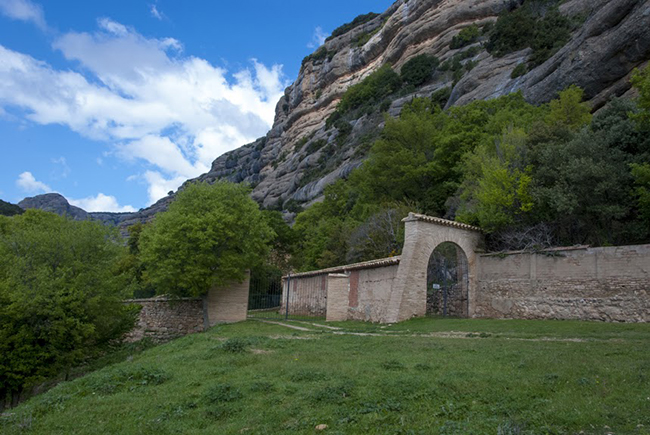 Sierra de Guara Ermita de San Cosme y San Damian - Sierra de Guara