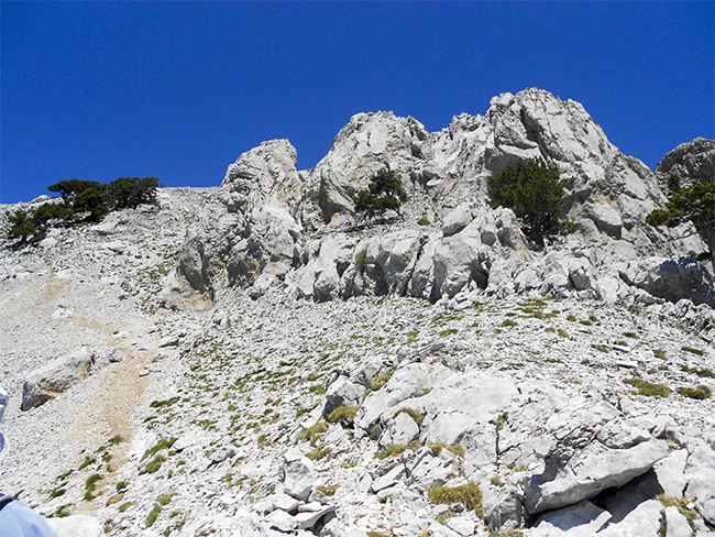 Durísimo tramo final a Peña Montañesa