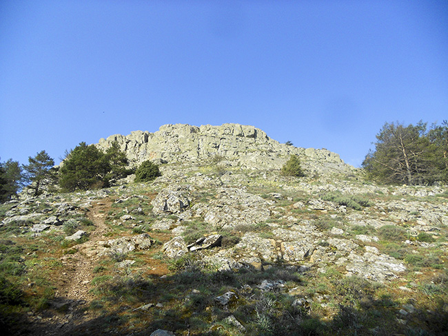 Pico del Rayo en la Sierra Vicor