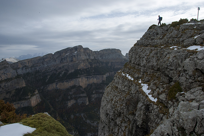 Cantiles del Pico Mondoto