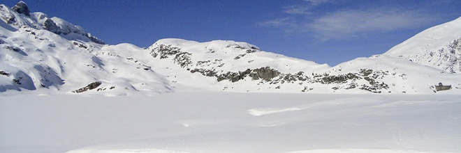 Ibón de Estanés