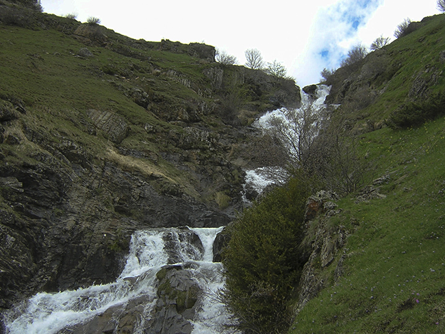 Cascada del rio Otal